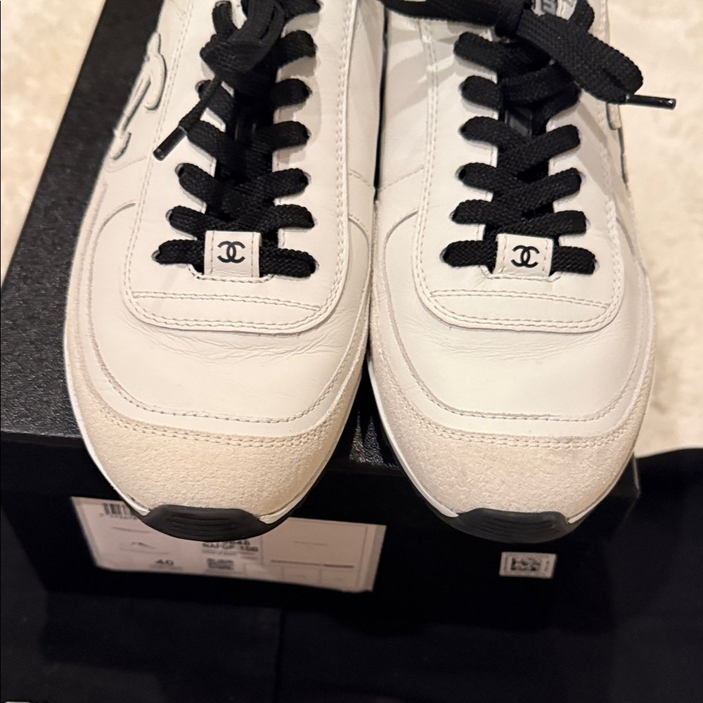 Chanel White Sneakers women’s 40… - Picture 8 of 13